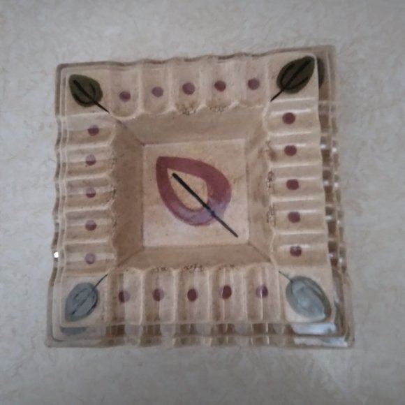 Cleminsons CA Pottery Distelfink Hand Painted Nesting Ashtrays - Picture 2 of 6